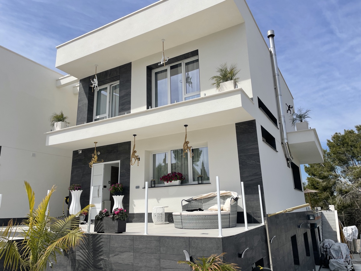 Los Balcones