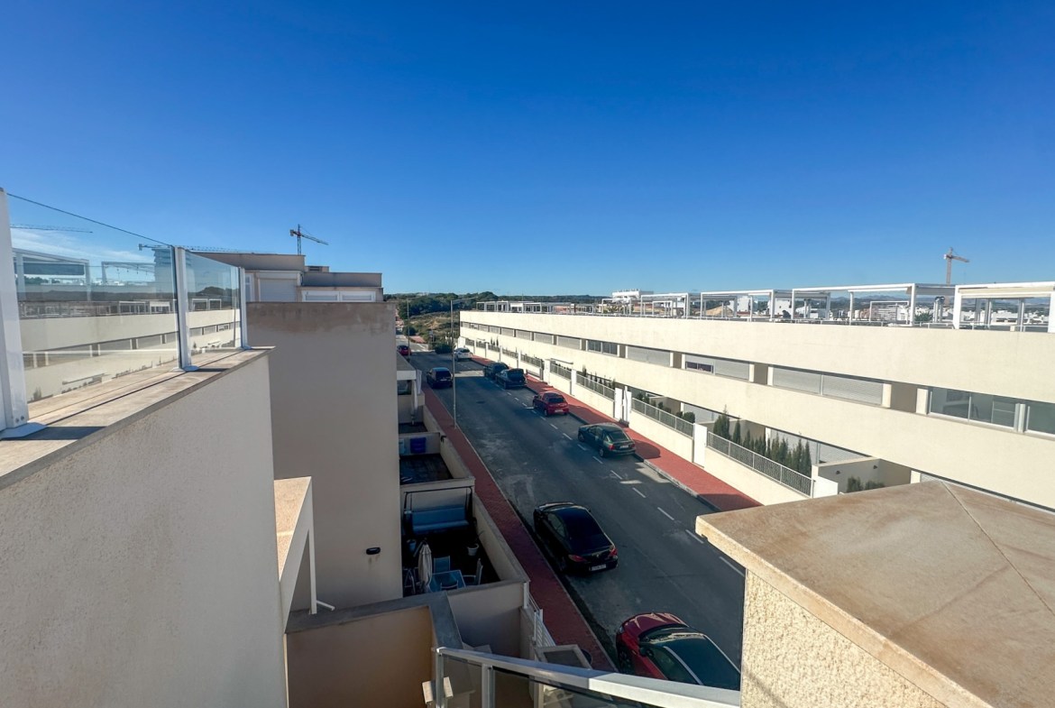 Los Balcones – Los Altos del Edén