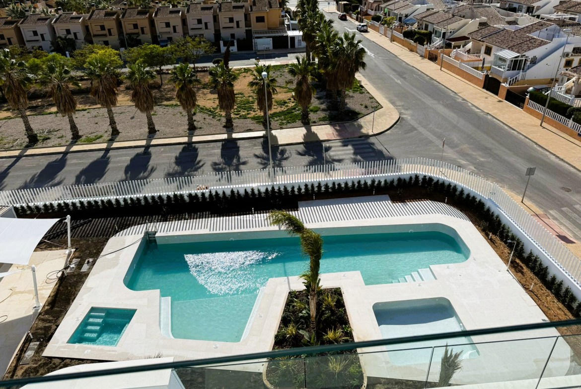 Last Luxury Apartment Lomas de Cabo Roig – Key Ready