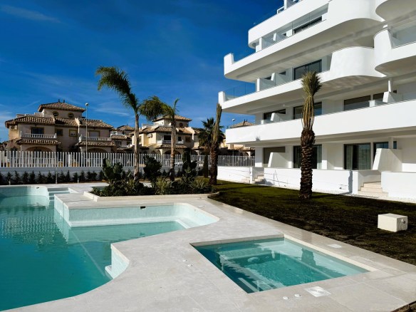 Last Luxury Apartment Lomas de Cabo Roig – Key Ready
