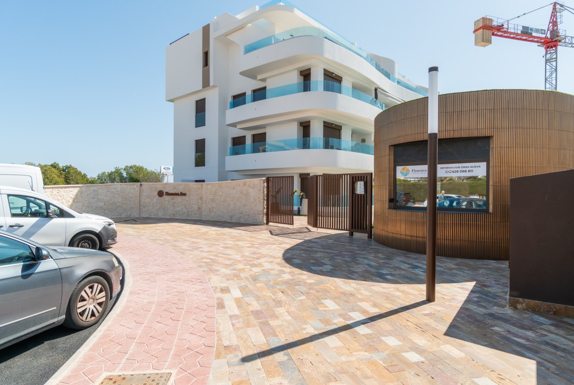 Playa Flamenca Contemporary Apartments, Close to Sea, 2-4 Bed / 2-3 Bath