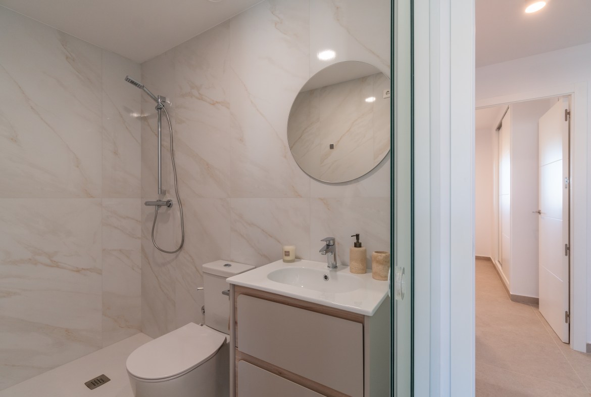 Playa Flamenca Contemporary Apartments, Close to Sea, 2-4 Bed / 2-3 Bath