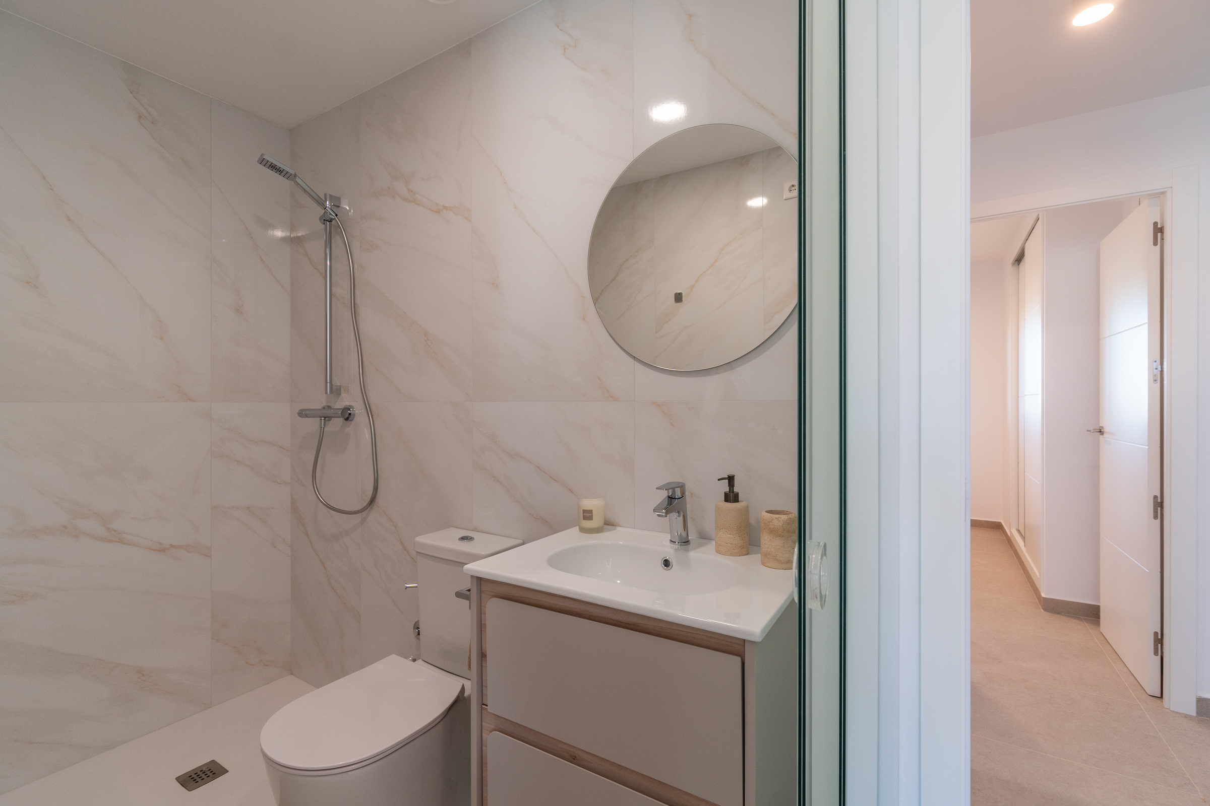 Playa Flamenca Contemporary Apartments, Close to Sea, 2-4 Bed / 2-3 Bath