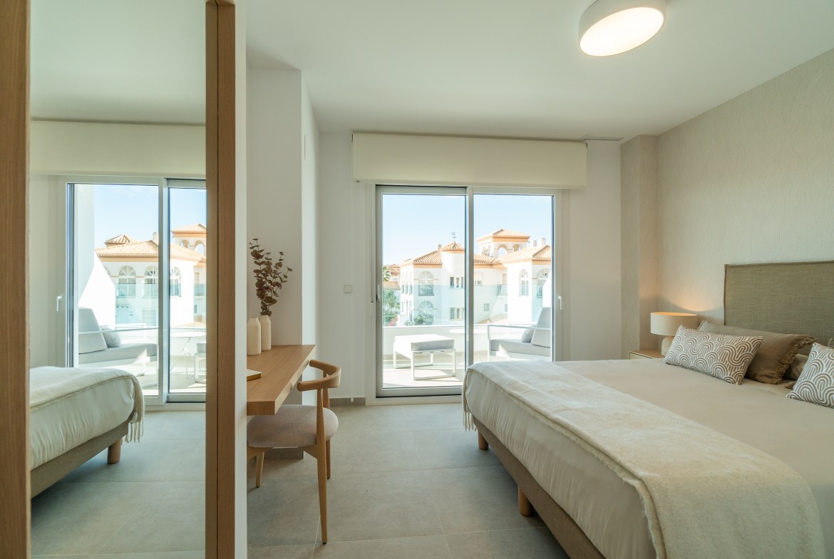 Playa Flamenca Contemporary Apartments, Close to Sea, 2-4 Bed / 2-3 Bath