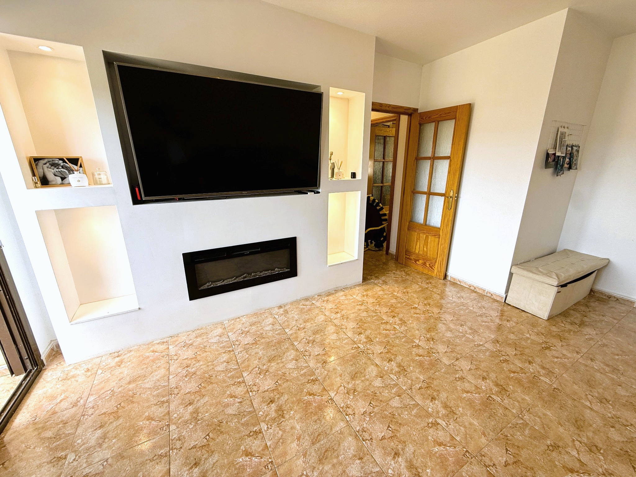 Price Reduction! Spacious 3 Bed 2 Bath Apartment