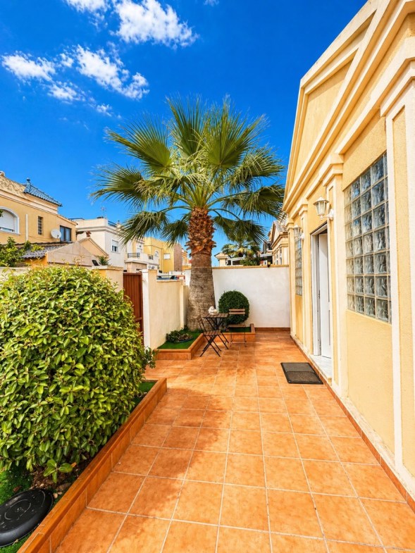 Nueva Torrevieja – Aguas Nuevas