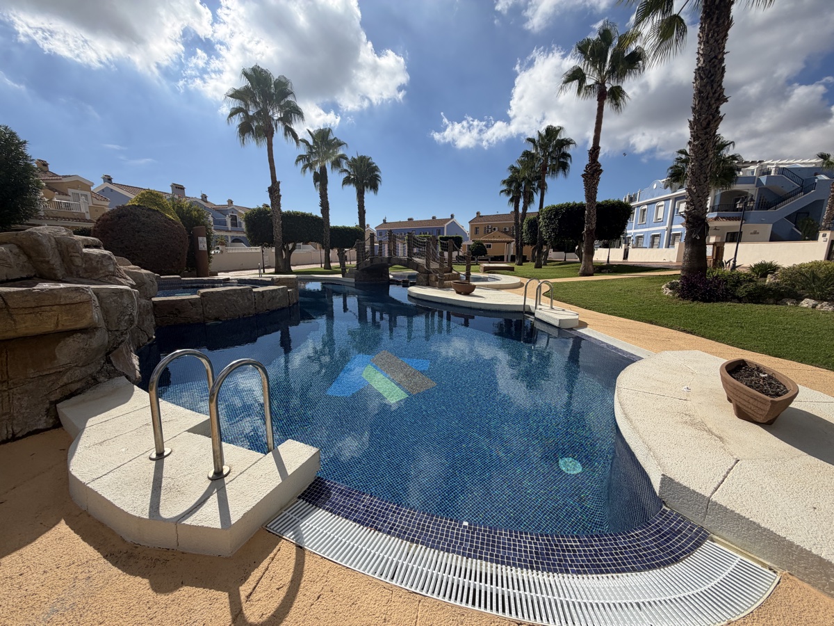 Lomas De Cabo Roig