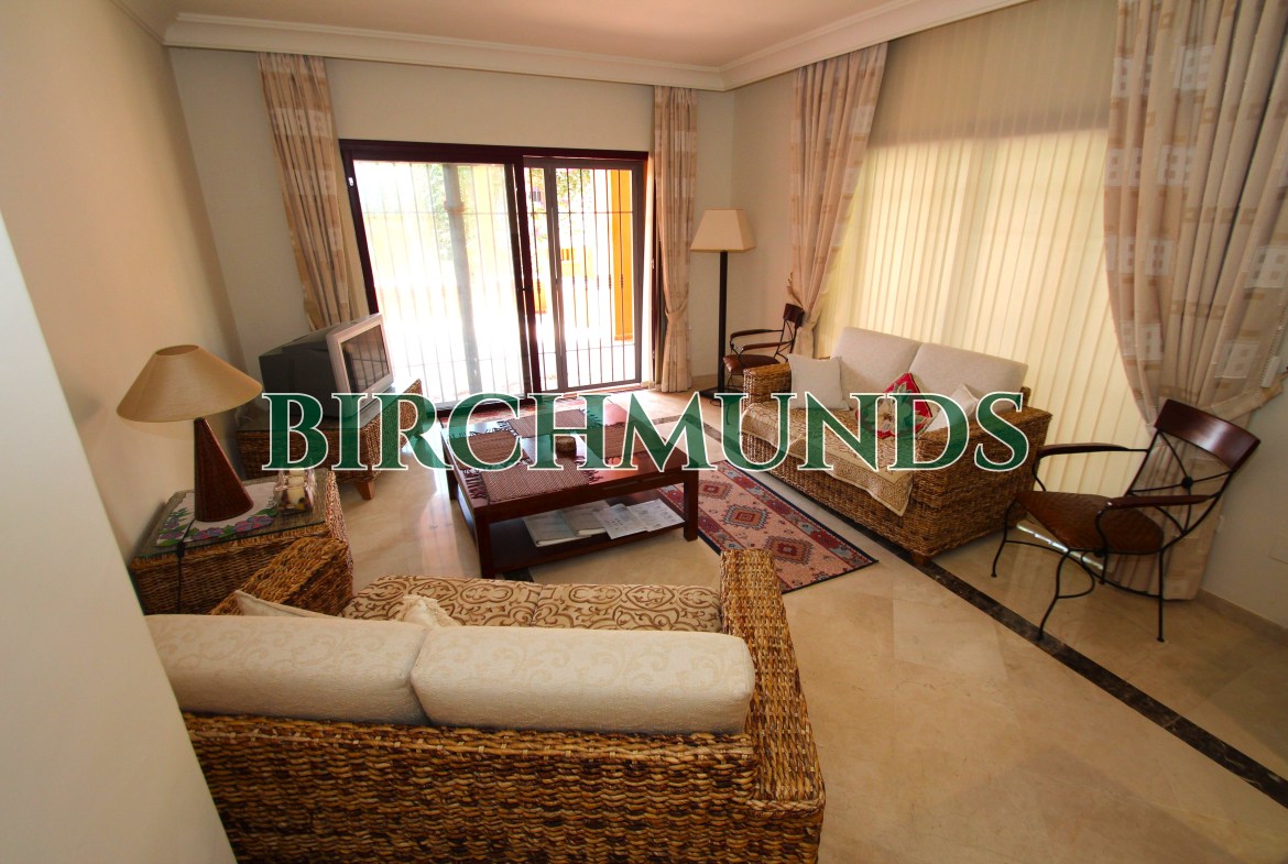 Prime Investment Opportunity: Below Market Value -Ground Floor Corner Apartment, Villamartin