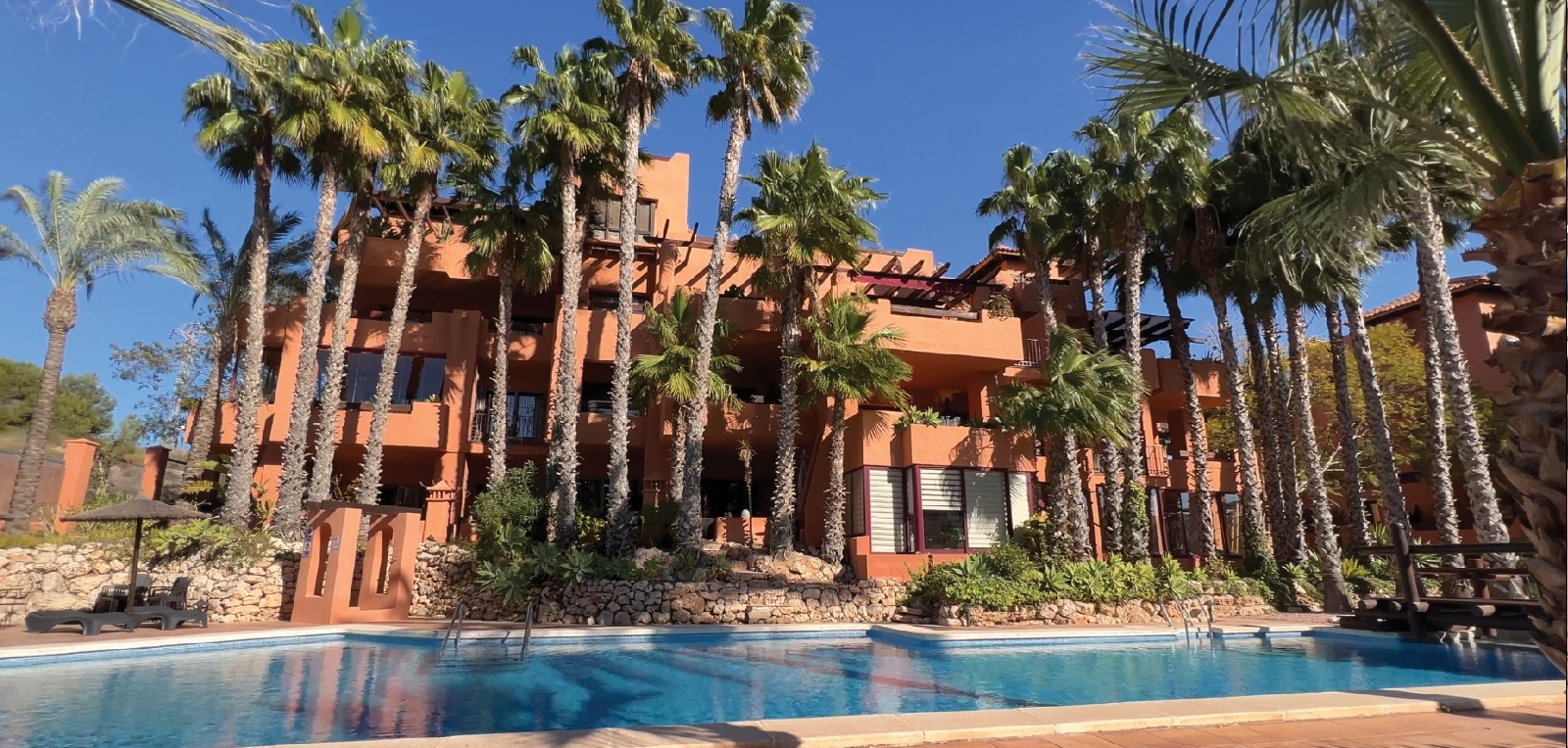 Prime Investment Opportunity: Below Market Value -Ground Floor Corner Apartment, Villamartin