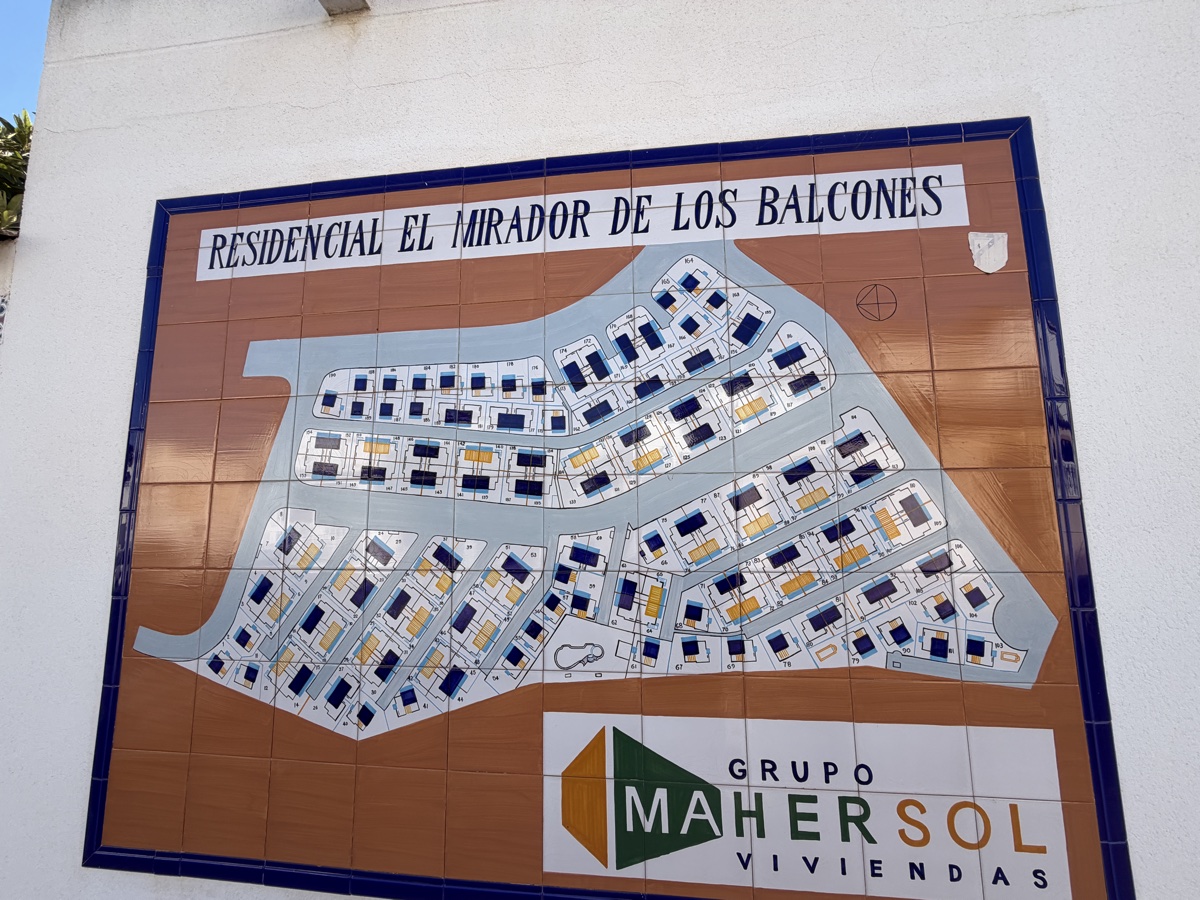 Los Balcones